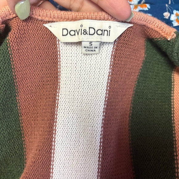 DAVI & DANI Multicolor Striped Cardigan - Picture 4 of 8